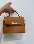Borsa Clara